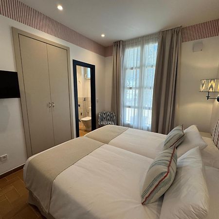 Hotel Toruno Del Rocio เอลโรซิโอ ภายนอก รูปภาพ